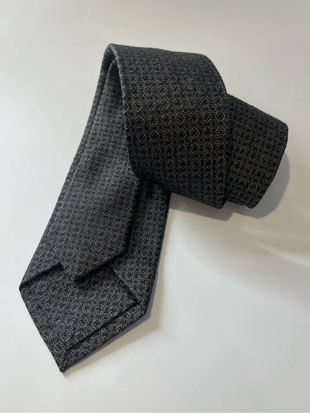 JOHN VARVATOS Silk Tie Formal Neck Tie ITALY Gray Geometric